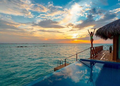 Why Choose a Local Travel Agency for Your Kerala Trip?